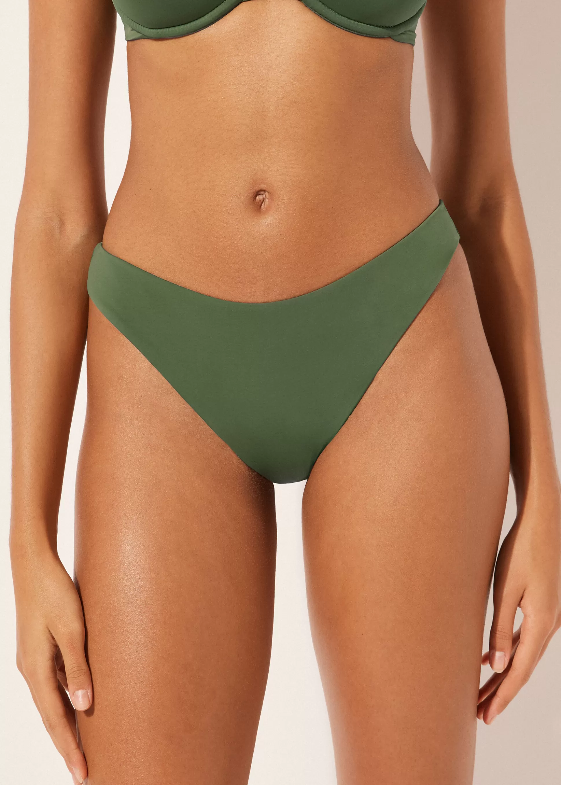 Bikini | Braguitas Bikini-Calzedonia Braguita Bikini Indonesia Indonesiapalmgreen