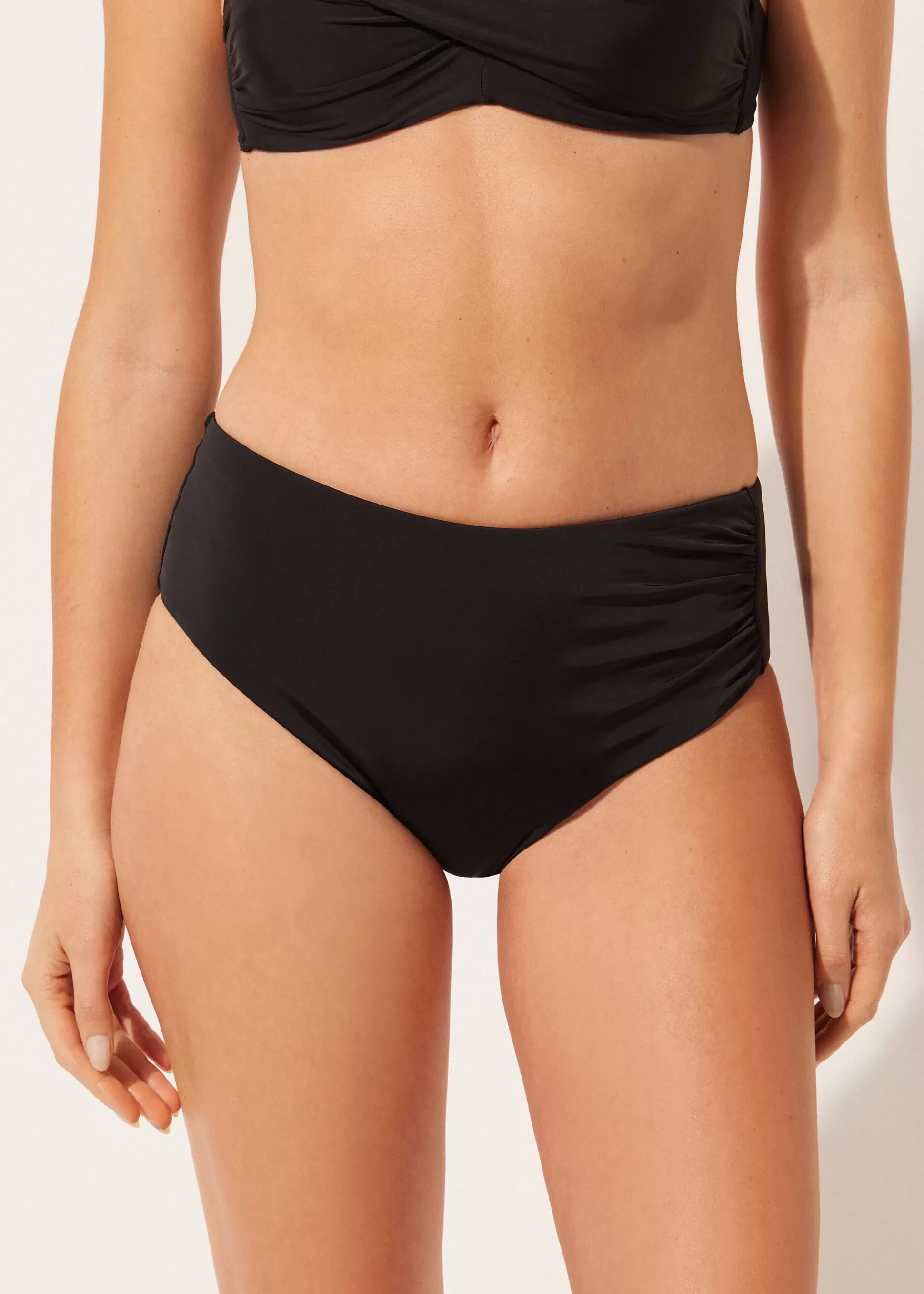 Bikini | Braguitas Bikini-Calzedonia Braguita Cintura Alta Contención Bikini Indonesia Negroindonesia