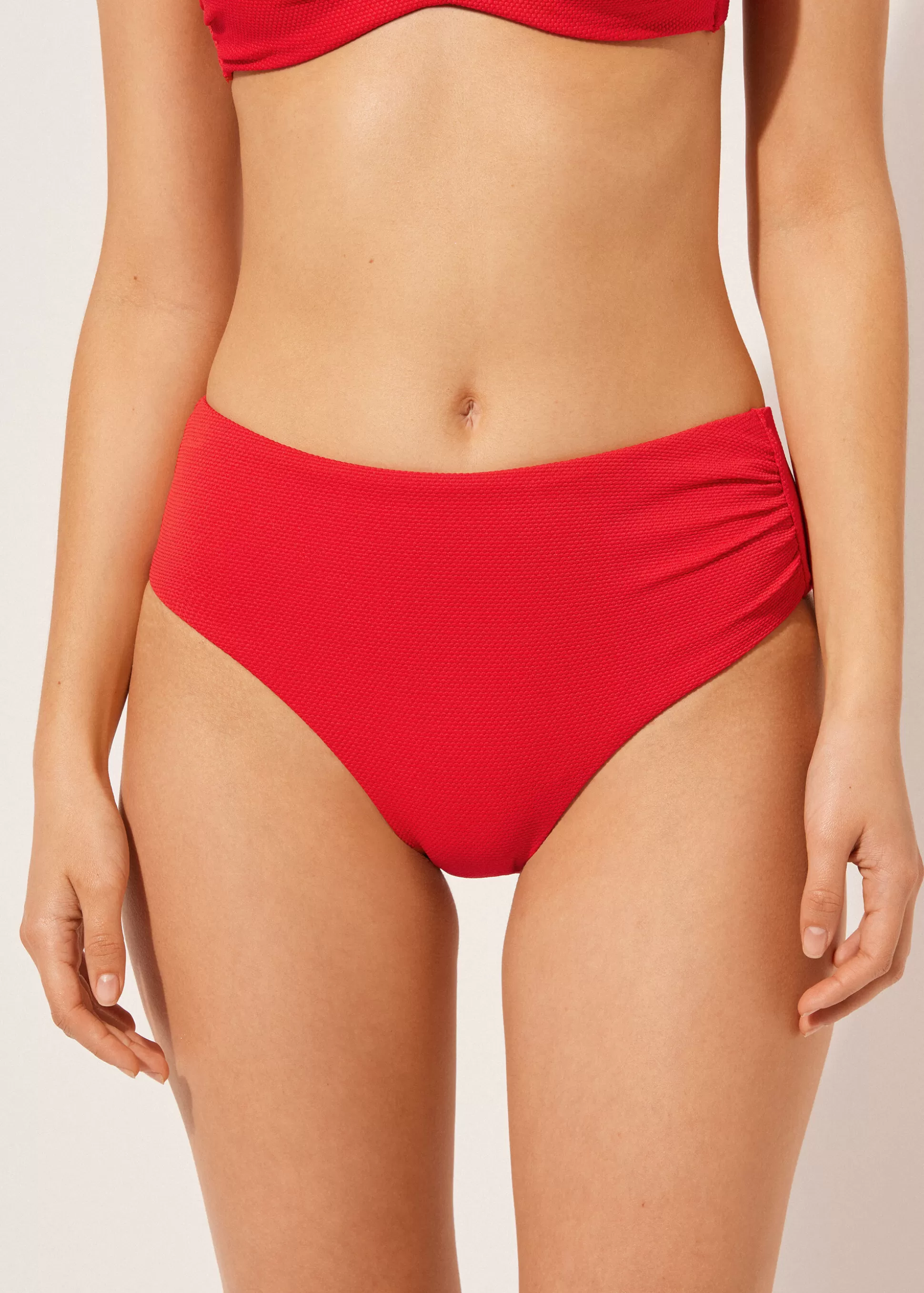 Bikini | Braguitas Bikini-Calzedonia Braguita Clásica Bikini Alta Contención Classic Piquet Piquéredpassion