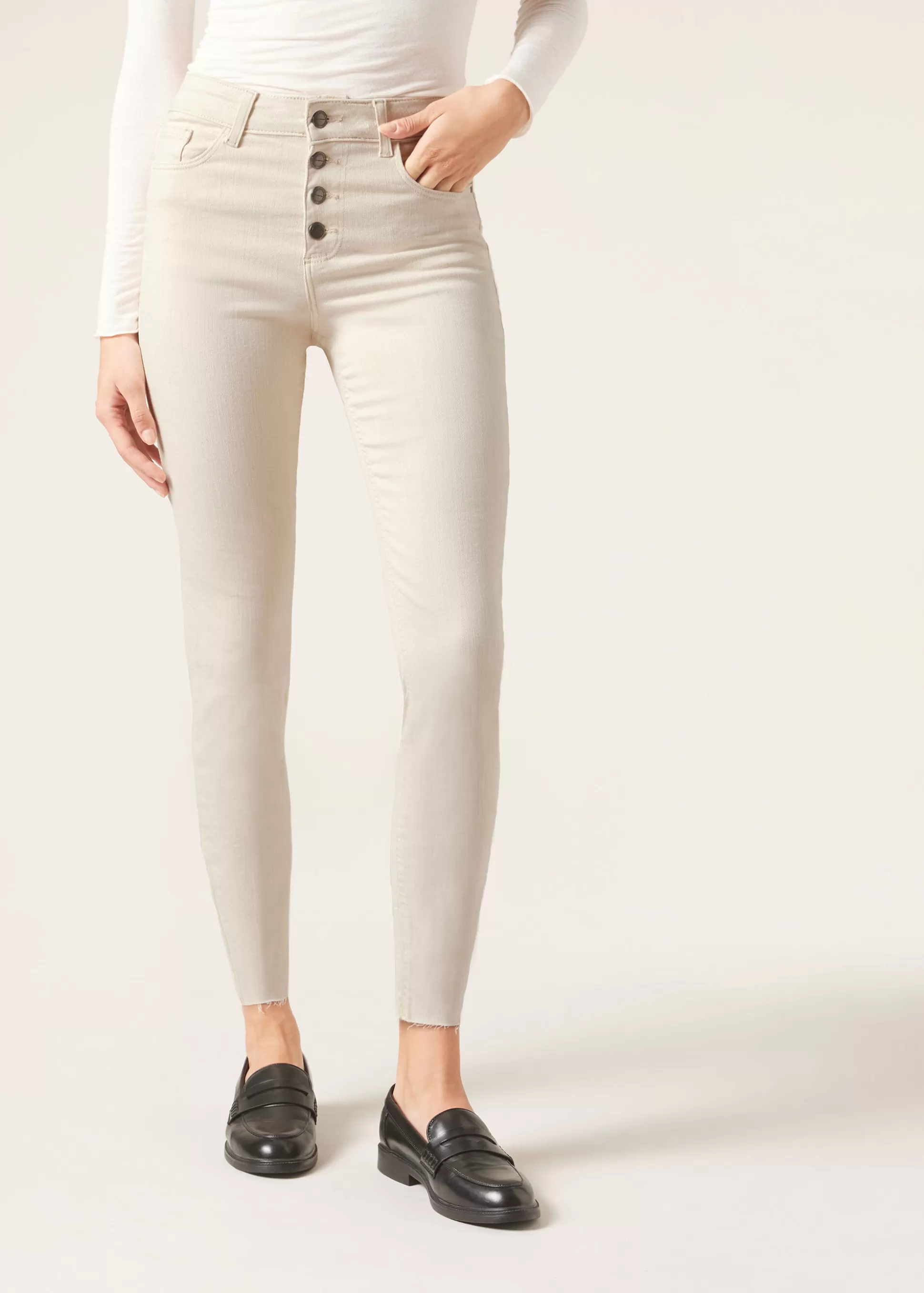 Vaqueros-Calzedonia Pantalón Súper Skinny Detalle Botones